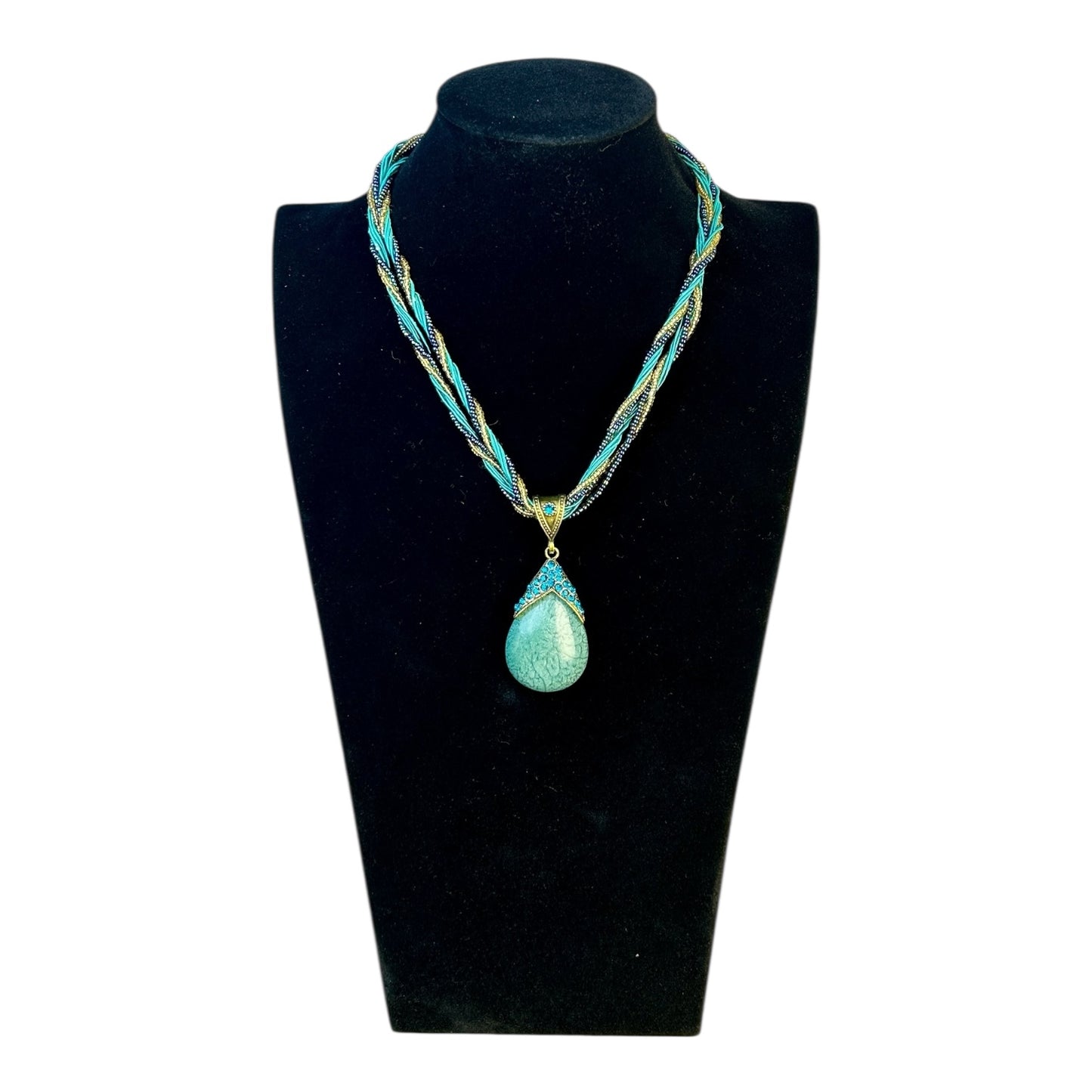 Collar tribal turquesa