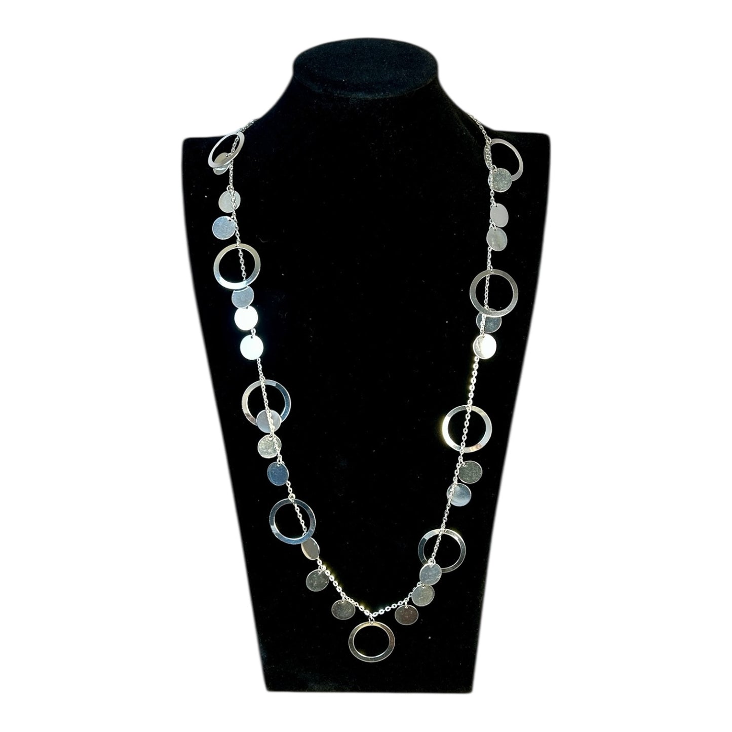 Collar largo plateado