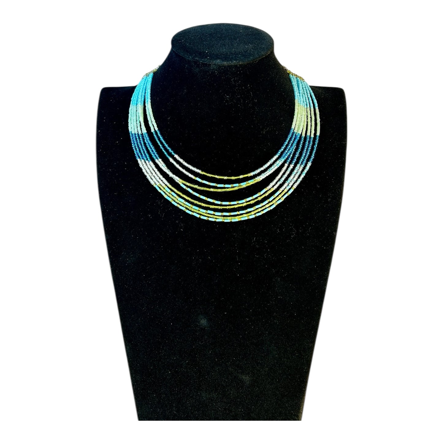 Collar multicolor de cuentas