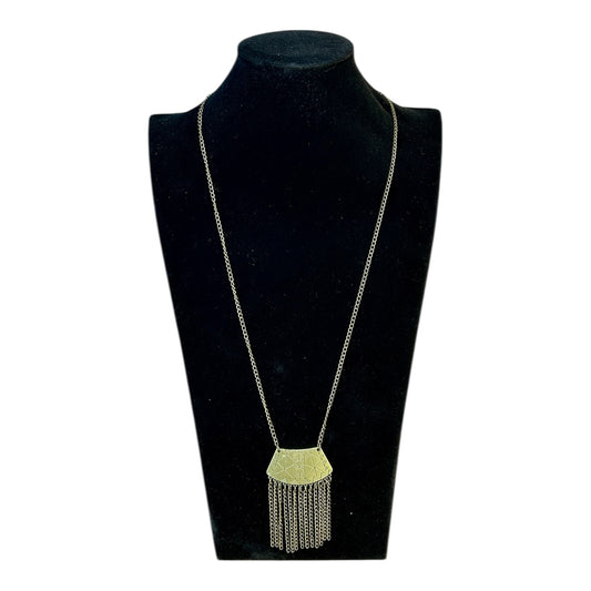 Collar largo con flecos tribales