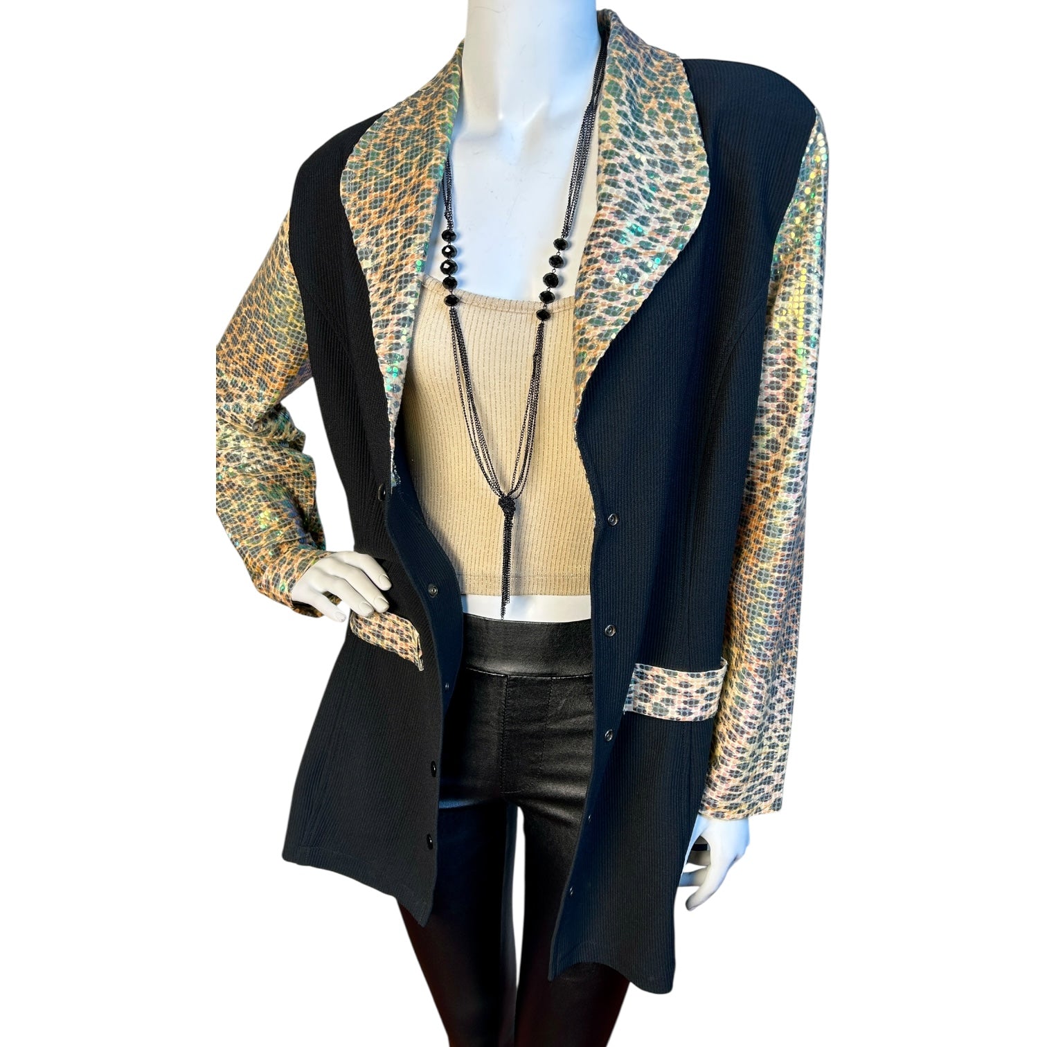 Blazer Negro con Detalles Animal Print Metalizado - Luna Indomita