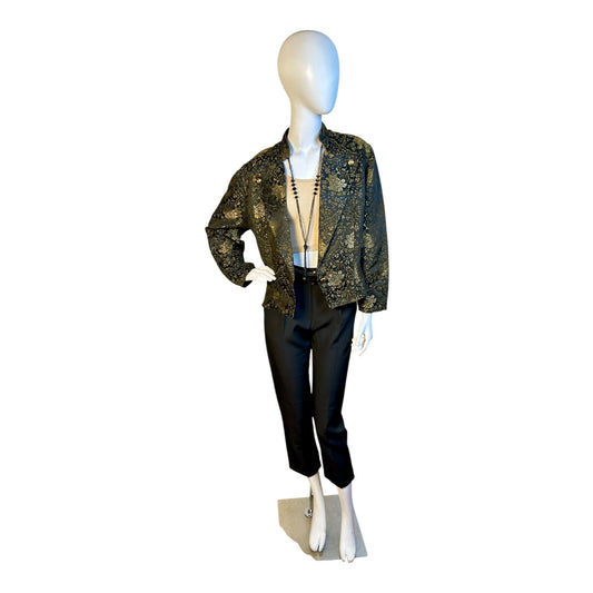 Blazer Brocado Negro con Flores Doradas - Luna Indomita