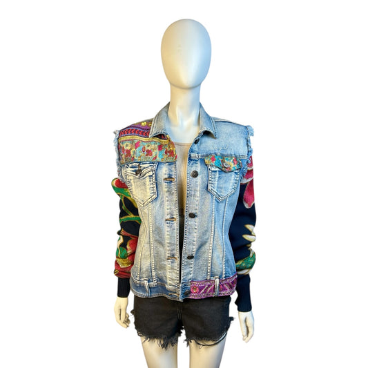 Chaqueta Denim Patchwork con Mangas Bordadas – by DESIGUAL