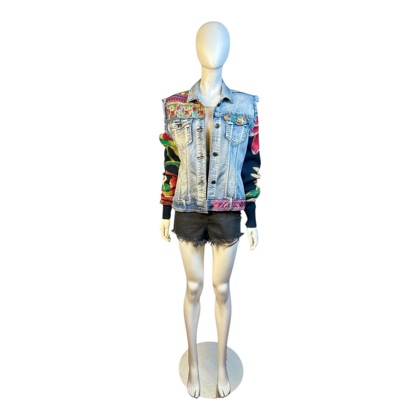 Chaqueta Denim Patchwork con Mangas Bordadas – by DESIGUAL