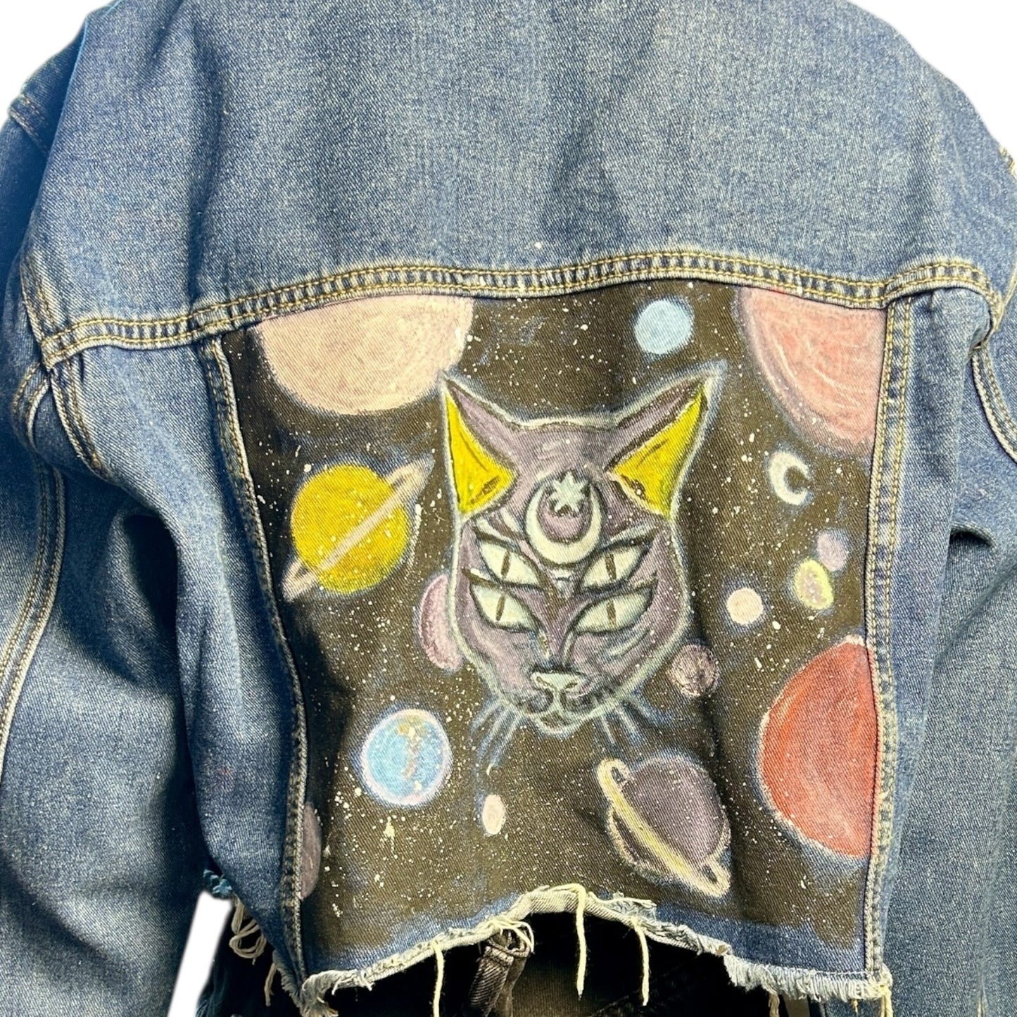 Campera Denim Cropped con Intervención Galáctica