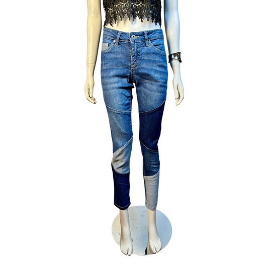 Jeans Patchwork en Tonos Denim Contrastantes