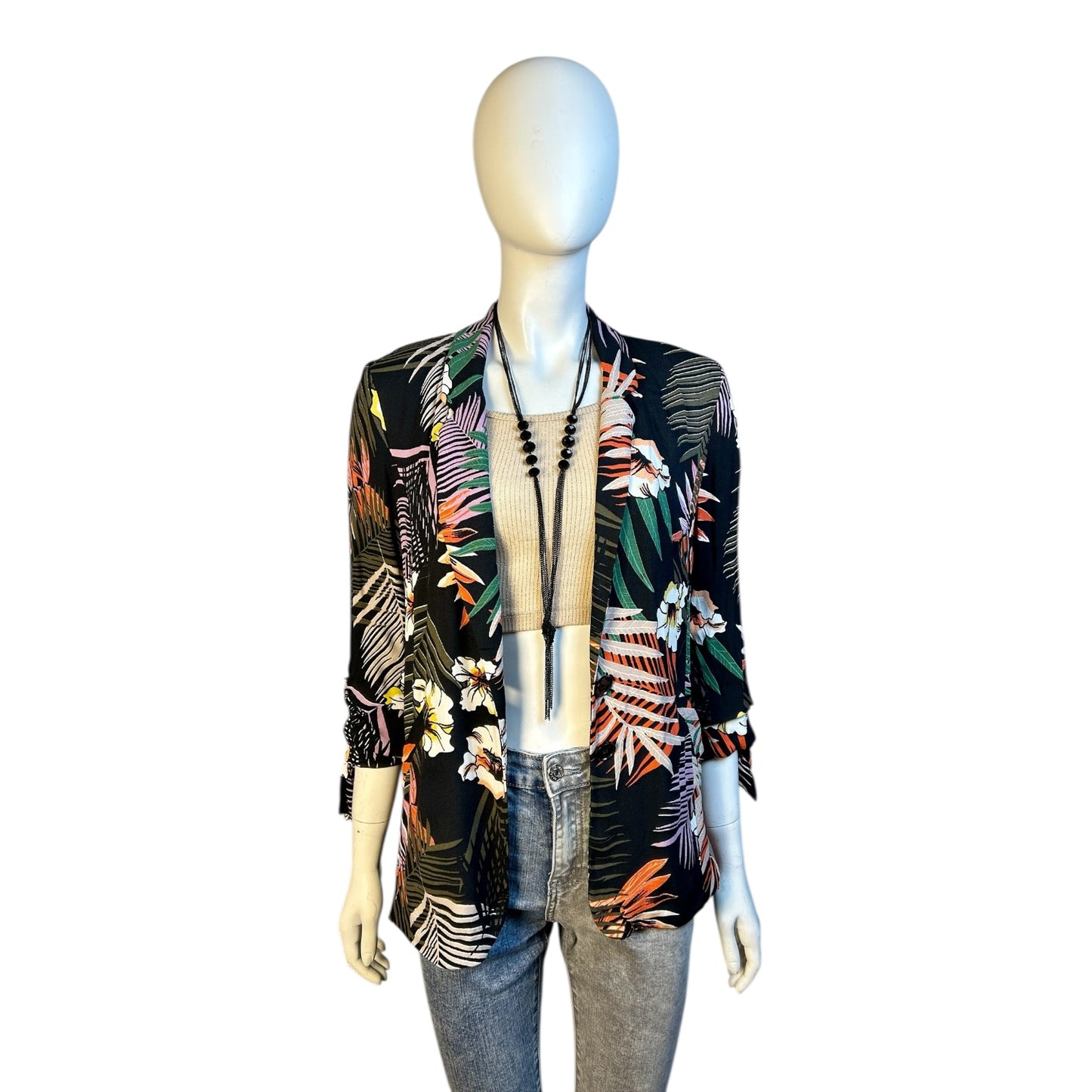 Blazer Tropical Negro con Estampado de Hojas y Flores
