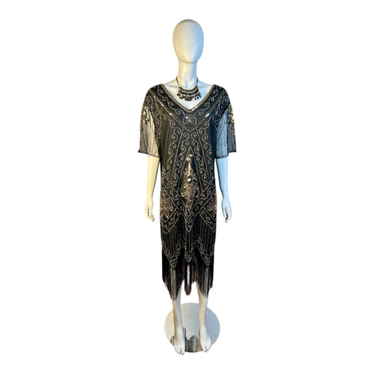 Vestido Gatsby Negro con Mostacillas y Flecos